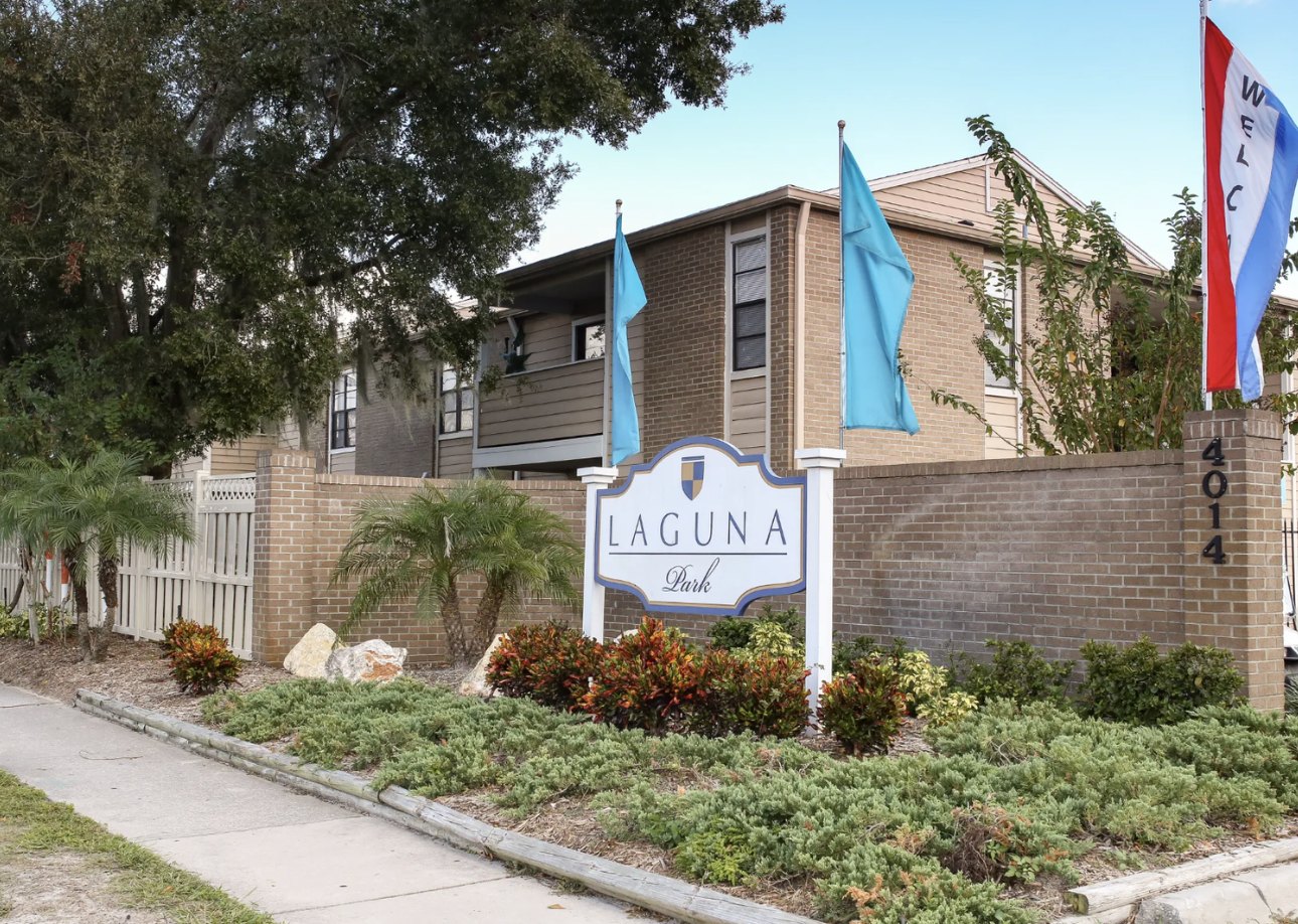 Laguna Park Apartments